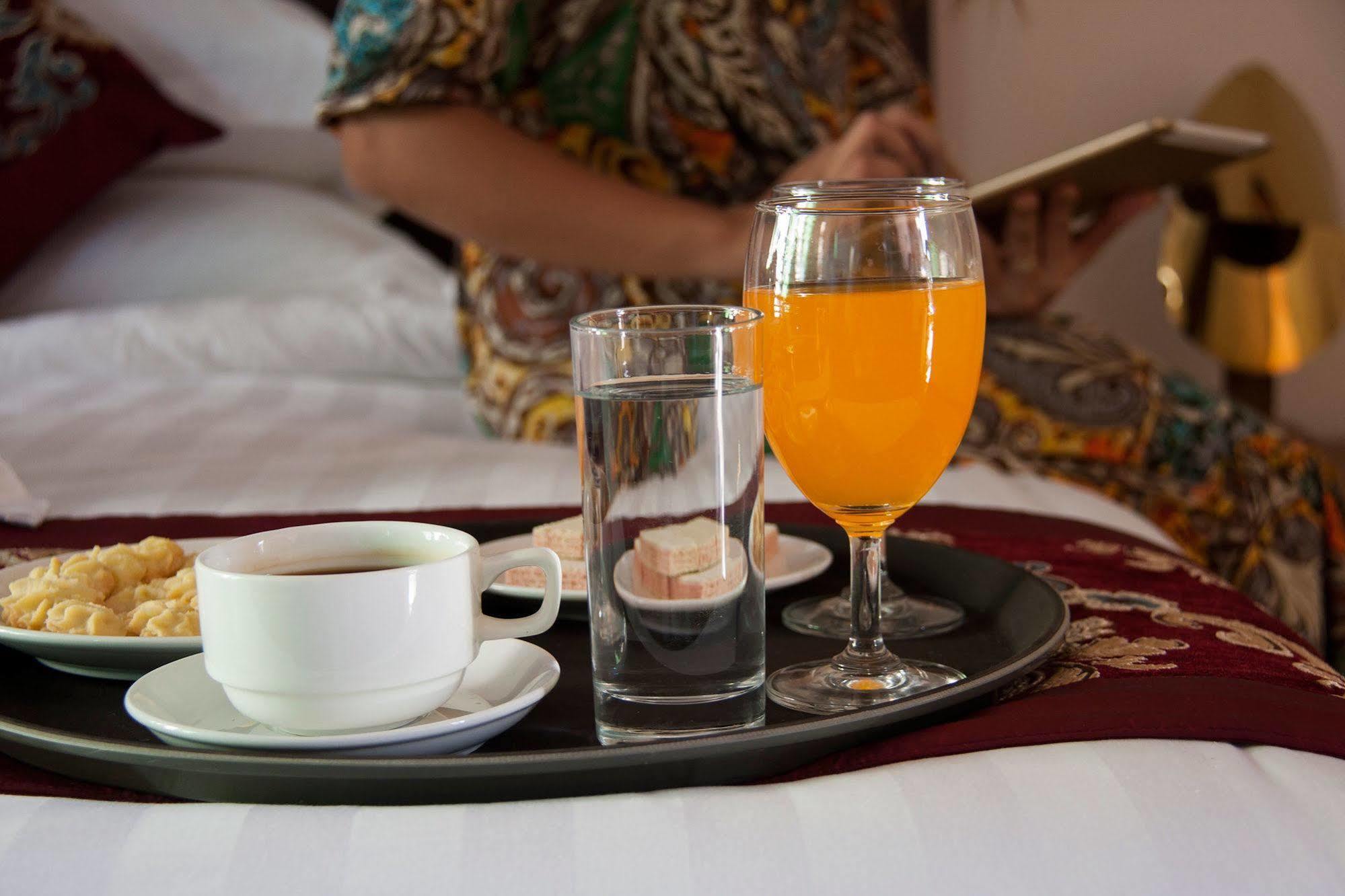 Hotel Sincere Smile Yangon Exterior foto