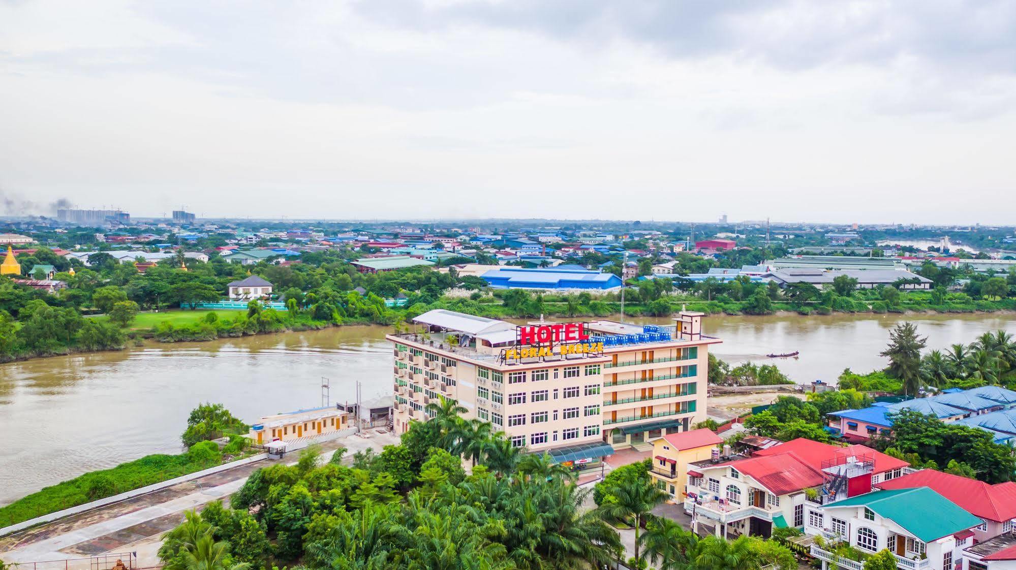 Hotel Sincere Smile Yangon Exterior foto